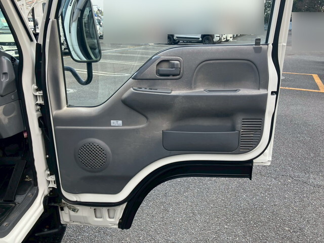 いすゞエルフ平ボディ小型（2t・3t）[写真30]