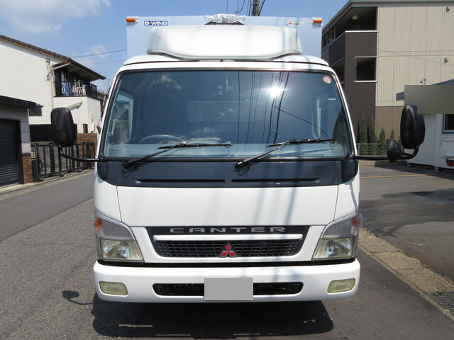 三菱ふそうキャンターアルミウイング小型（2t・3t）[写真03]