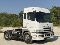 三菱ふそうスーパーグレートトレーラーヘッド（トラクターヘッド）大型（10t）[写真01]