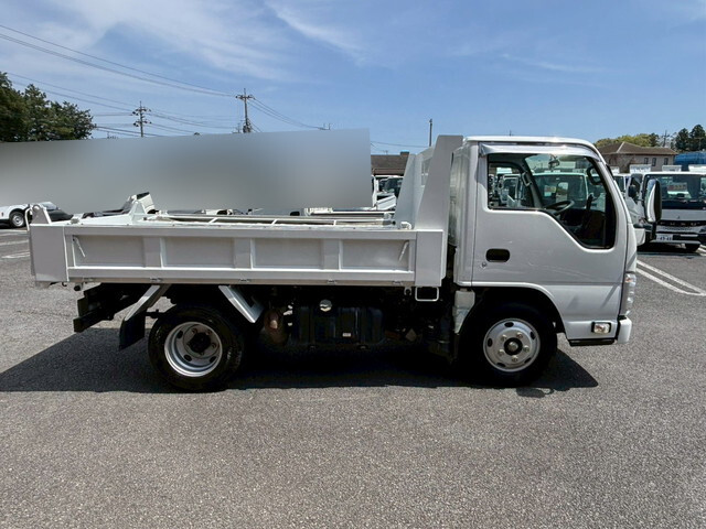 いすゞエルフダンプ小型（2t・3t）[写真05]