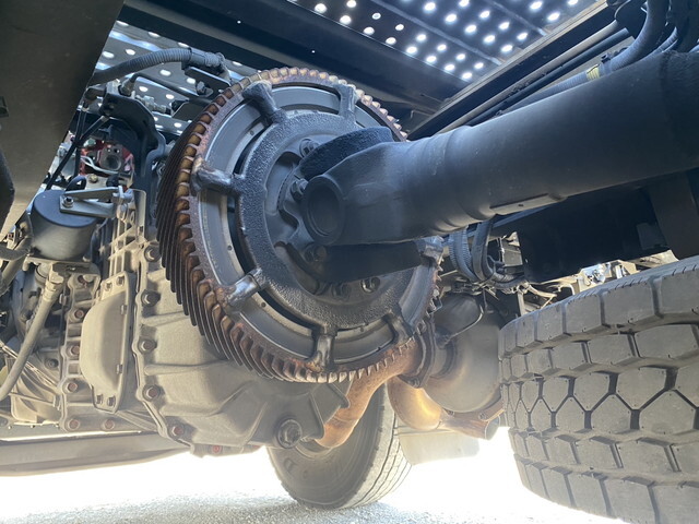 日野プロフィアトレーラーヘッド（トラクターヘッド）大型（10t）[写真18]