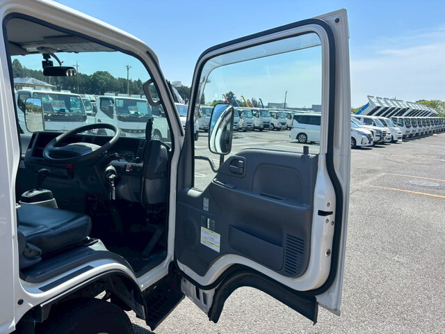いすゞエルフダンプ小型（2t・3t）[写真29]