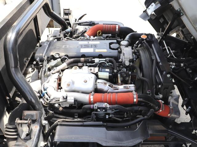 いすゞエルフ平ボディ小型（2t・3t）[写真37]