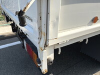 マツダタイタン平ボディ中型（4t）[写真24]