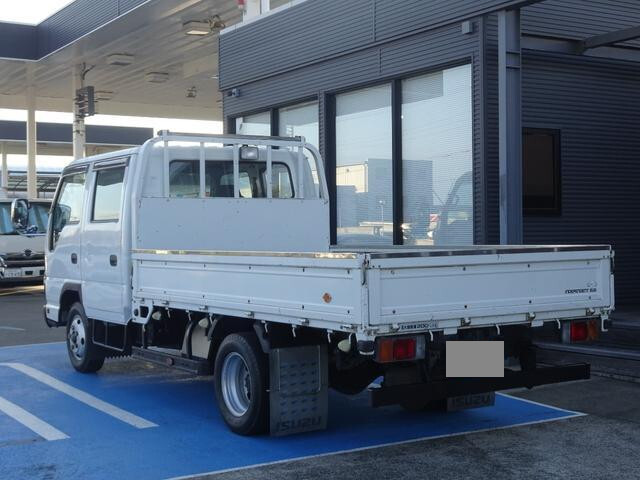 いすゞエルフダブルキャブ（Wキャブ）小型（2t・3t）[写真02]