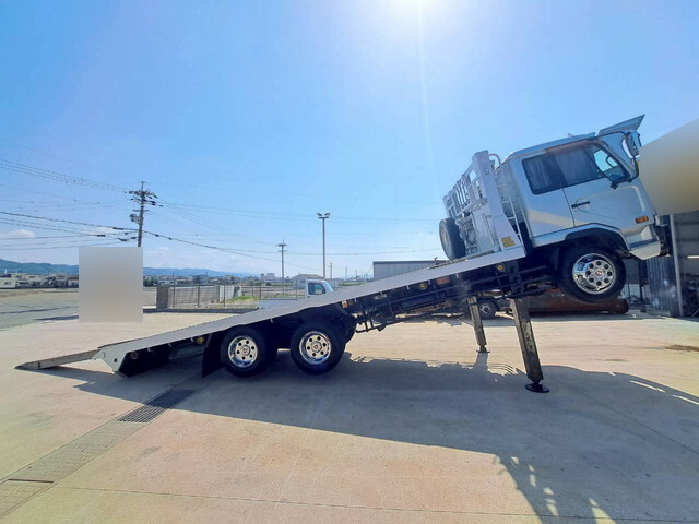 UDトラックスコンドルセルフローダー増トン（6t・8t）[写真23]