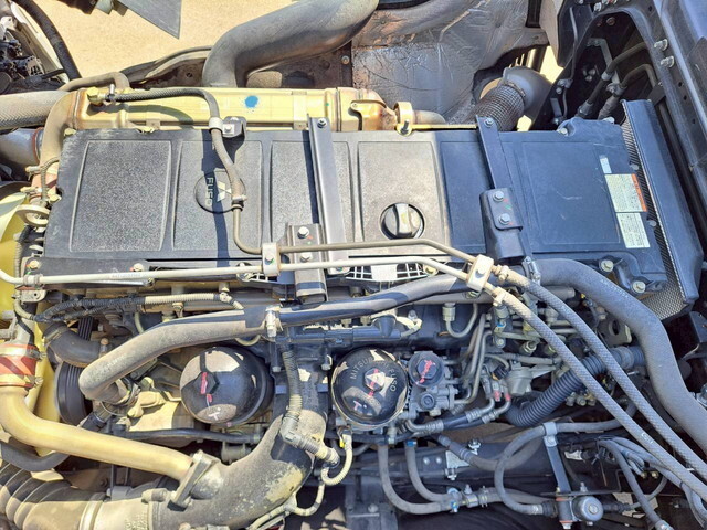 三菱ふそうスーパーグレートセーフティローダー大型（10t）[写真11]