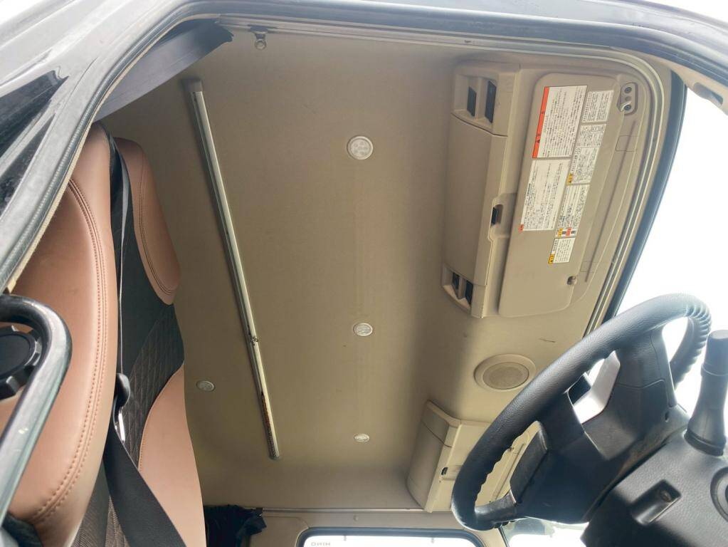 日野プロフィアダンプ大型（10t）[写真22]