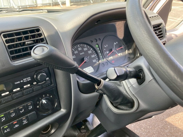日産バネット幌車小型（2t・3t）[写真28]