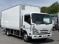 いすゞエルフ保冷バン小型（2t・3t）[写真01]