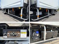 いすゞエルフ保冷バン小型（2t・3t）[写真21]