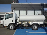 いすゞエルフ散水車小型（2t・3t）[写真04]