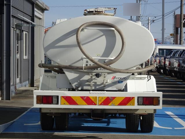 いすゞエルフ散水車小型（2t・3t）[写真04]