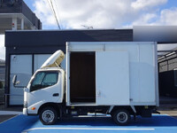 トヨタダイナパネルバン小型（2t・3t）[写真05]