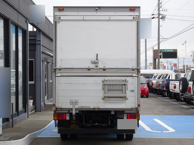 いすゞエルフパネルバン小型（2t・3t）[写真04]
