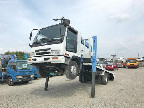 いすゞフォワードセルフクレーン3段中型（4t）[写真02]