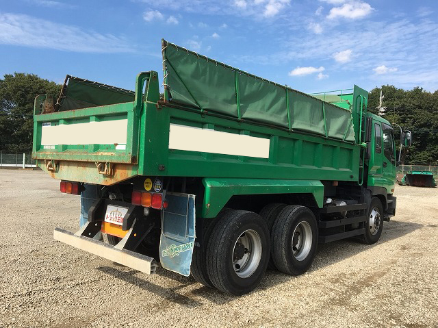 いすゞギガダンプ大型（10t）[写真02]