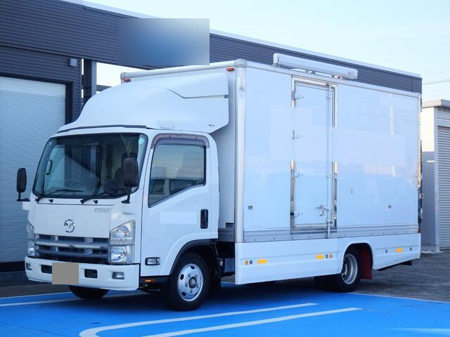マツダタイタンパネルバン小型（2t・3t）[写真03]