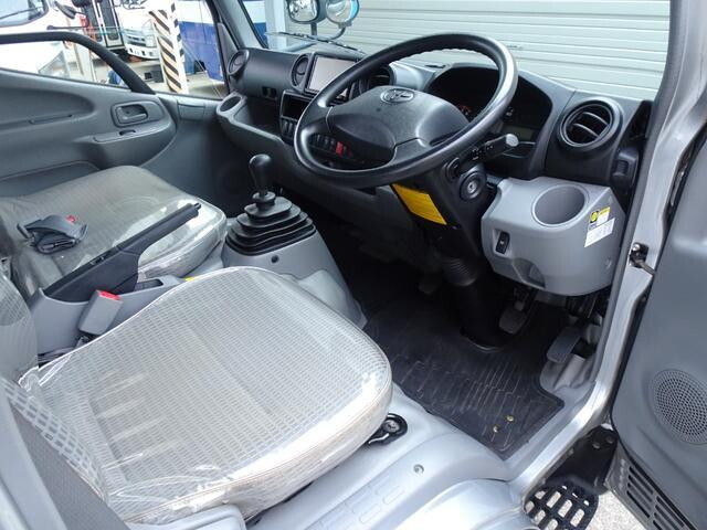 トヨタダイナアルミバン小型（2t・3t）[写真28]