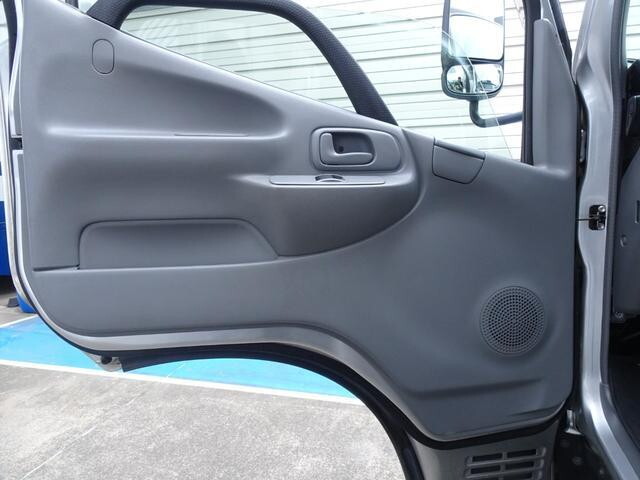 トヨタダイナアルミバン小型（2t・3t）[写真36]