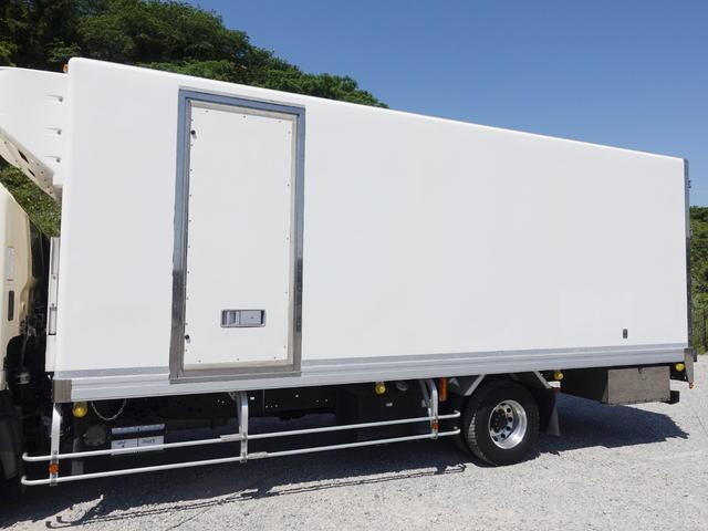 日野レンジャー冷凍車（冷蔵車）中型（4t）[写真08]