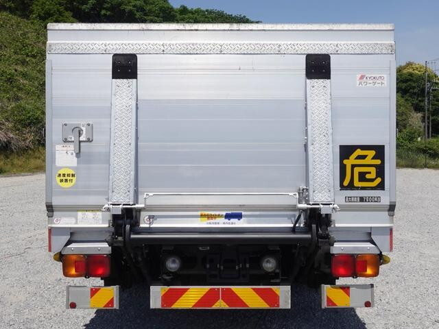 日野レンジャーダンプ増トン（6t・8t）[写真02]