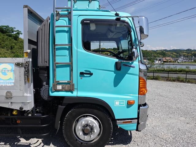 日野レンジャーダンプ増トン（6t・8t）[写真04]