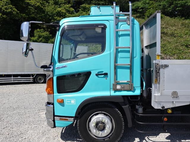 日野レンジャーダンプ増トン（6t・8t）[写真09]