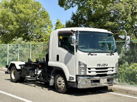 いすゞフォワードコンテナ専用車中型（4t）[写真01]