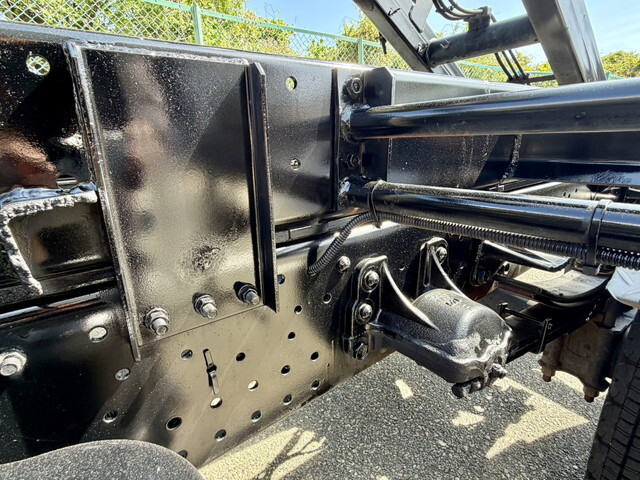 いすゞフォワードコンテナ専用車中型（4t）[写真20]