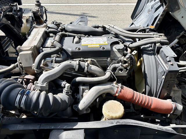いすゞフォワードコンテナ専用車中型（4t）[写真29]