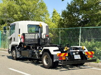 いすゞフォワードコンテナ専用車中型（4t）[写真02]