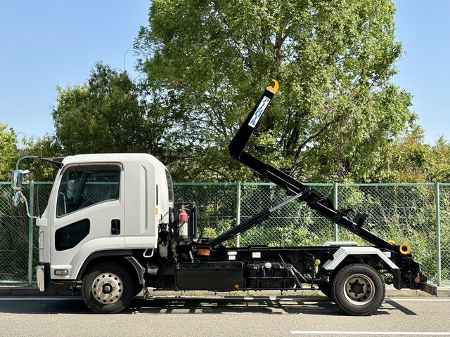 いすゞフォワードコンテナ専用車中型（4t）[写真05]