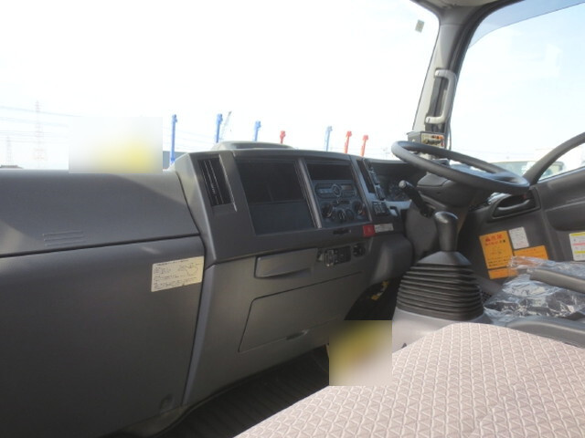 いすゞエルフパッカー車（塵芥車）小型（2t・3t）[写真19]