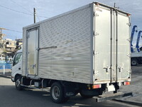 トヨタトヨエースアルミバン小型（2t・3t）[写真02]