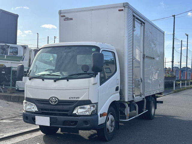 トヨタトヨエースアルミバン小型（2t・3t）[写真03]