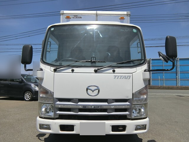 マツダタイタンアルミバン小型（2t・3t）[写真03]