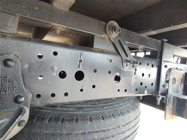 いすゞエルフアルミブロック小型（2t・3t）[写真09]