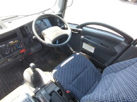 いすゞエルフアルミブロック小型（2t・3t）[写真22]