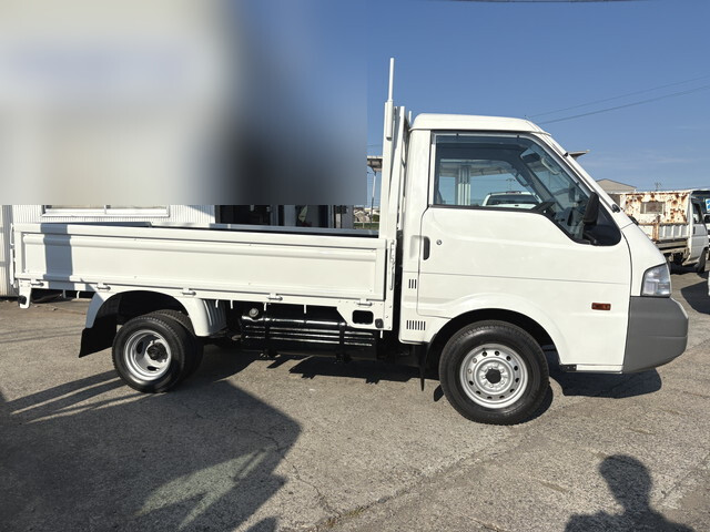 日産バネット平ボディ小型（2t・3t）[写真06]