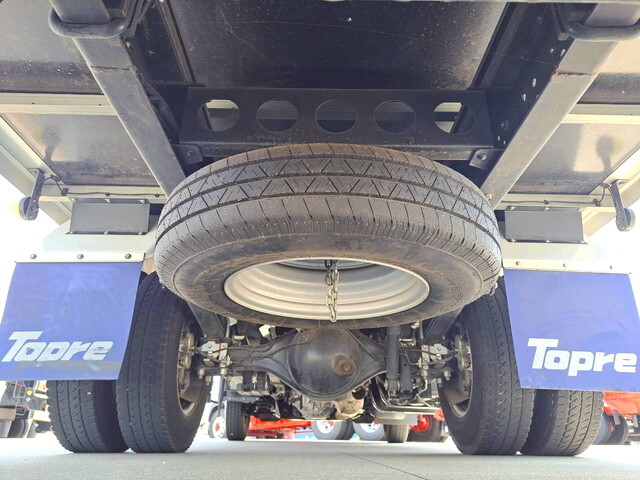 いすゞエルフ冷凍車（冷蔵車）小型（2t・3t）[写真16]