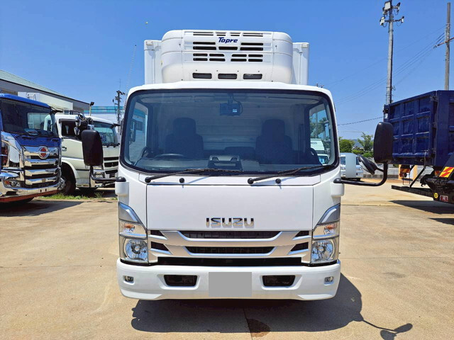 いすゞエルフ冷凍車（冷蔵車）小型（2t・3t）[写真32]