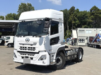 UDトラックスクオントレーラーヘッド（トラクターヘッド）大型（10t）[写真01]