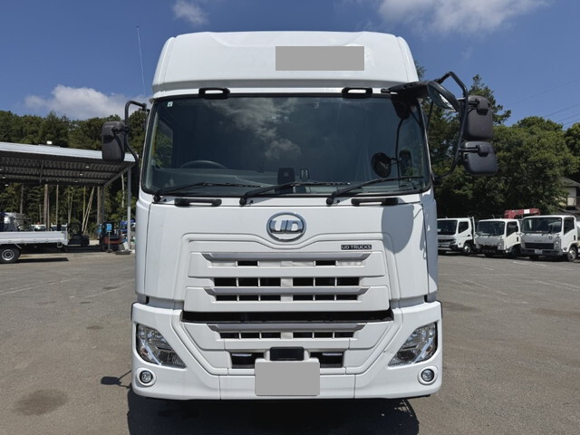 UDトラックスクオントレーラーヘッド（トラクターヘッド）大型（10t）[写真05]