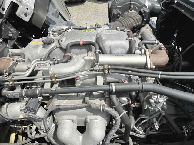 いすゞギガコンテナ専用車大型（10t）[写真22]