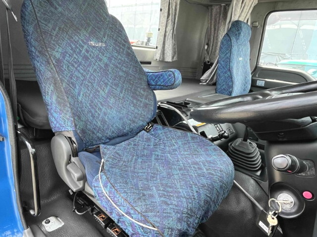 いすゞギガコンテナ専用車大型（10t）[写真31]