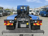 いすゞギガコンテナ専用車大型（10t）[写真06]