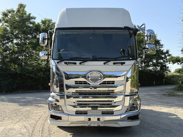 日野プロフィアトレーラーヘッド（トラクターヘッド）大型（10t）[写真03]