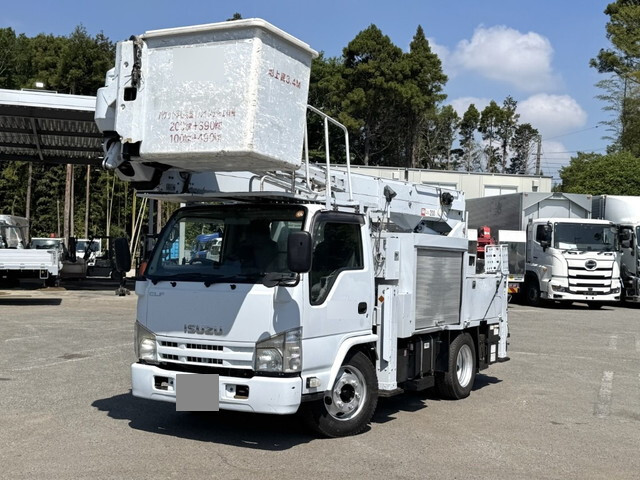 いすゞエルフ高所作業車小型（2t・3t）[写真01]