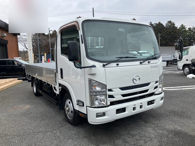 マツダタイタンアルミブロック小型（2t・3t）[写真01]